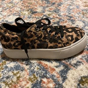 Steve Madden platform sneakers